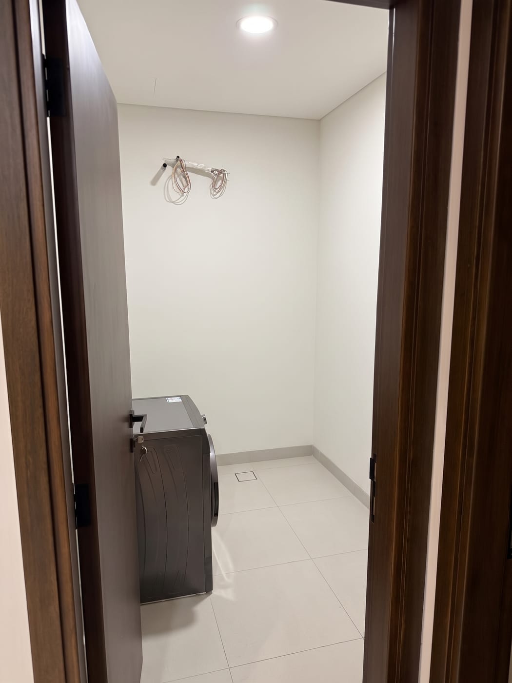 Laundry room, Decluttered