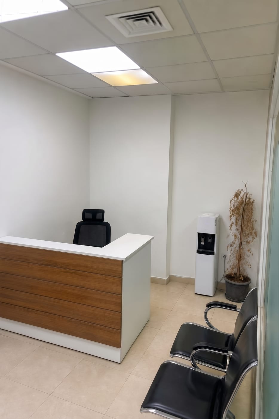 Reception, Decluttered