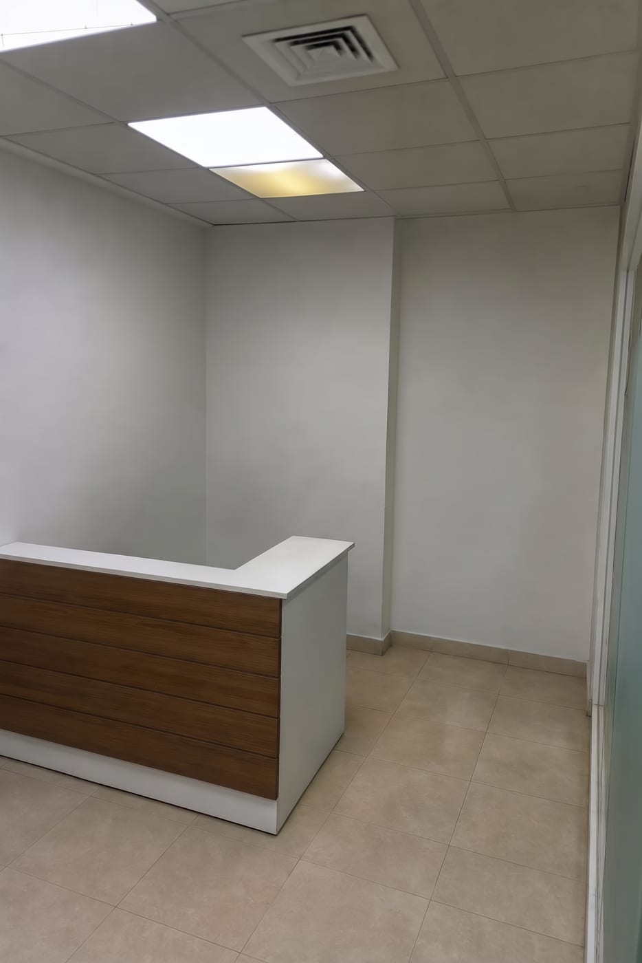 Reception, Empty room